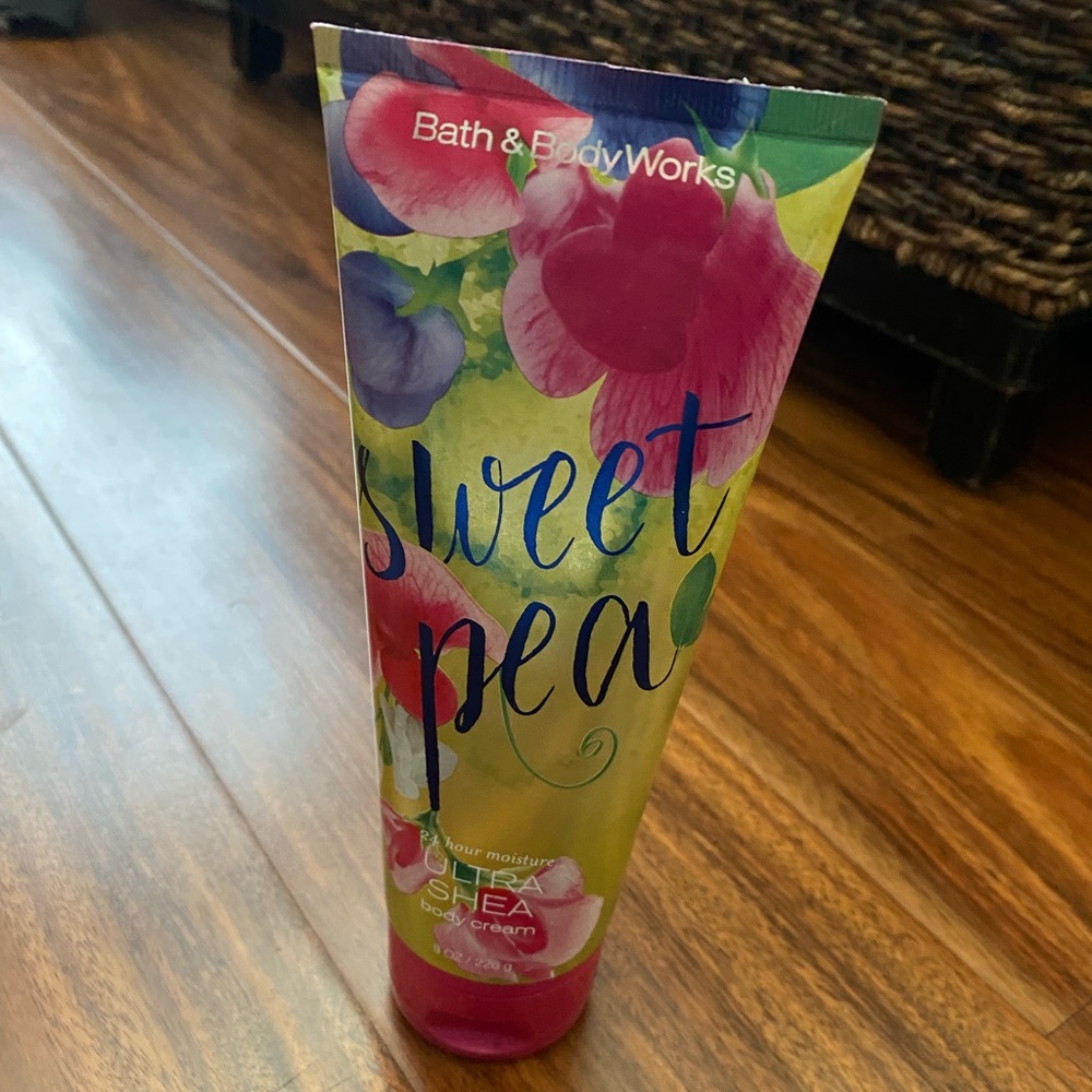 Brand new! Bath & Body Works Sweat Pea Body Cream